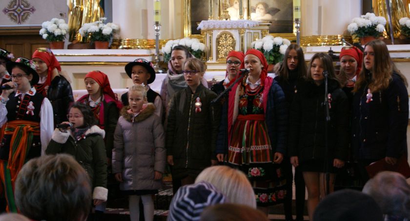 Uczcili 101. rocznicę odzyskania niepodległości w Rogowie