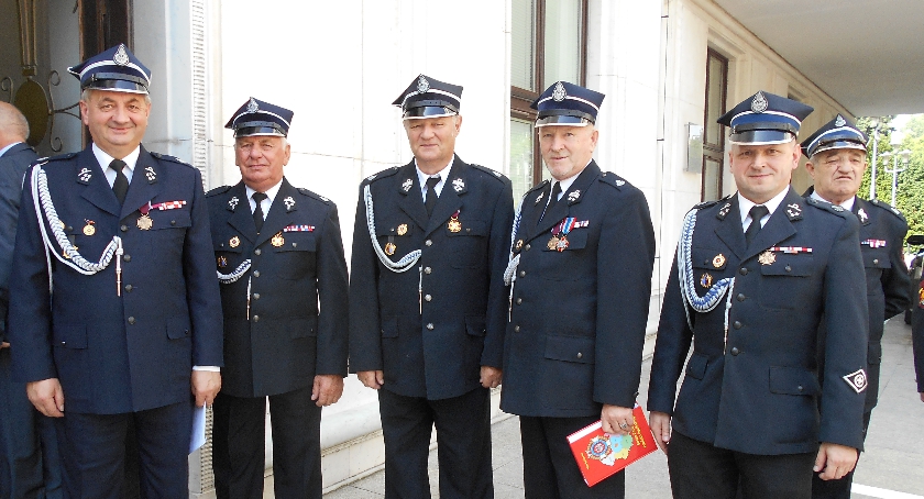 Strażacy z naszego  powiatu wyróżnieni