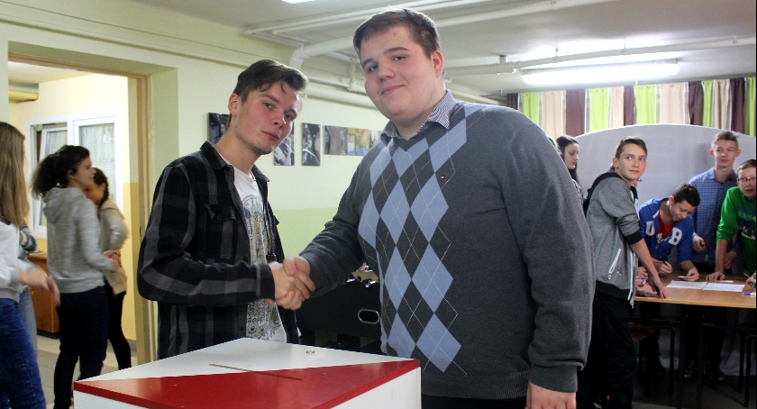 Święto demokracji w ogólniaku