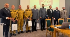 Nagrodzili bohaterów, którzy uratowali 8-latkę