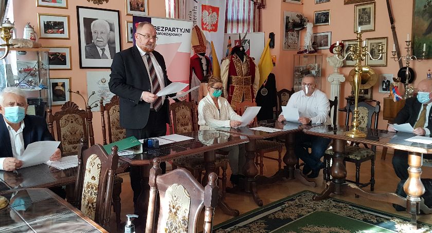 Respiratory, ceny biletów, wybory i pomoc bezpańskim zwierzętom – obradowali Bezpartyjni Samorządowcy Małopolski.