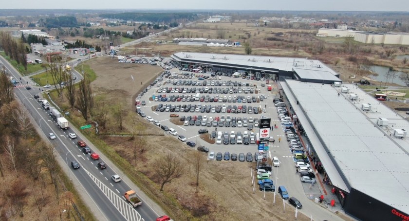 Sporo nowych parków handlowych i miejsce na kolejne