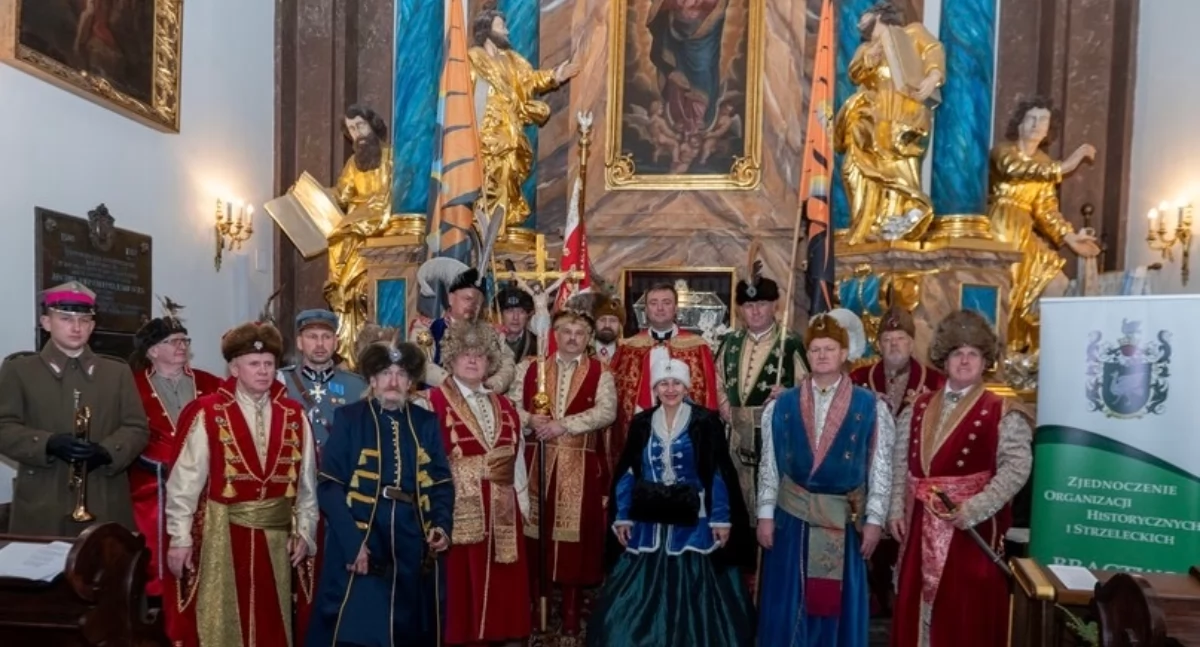 INSTALACJA NOWYCH WARSZAWSKICH BRACI KURKOWYCH. @Mazowsze.serce.Polski 