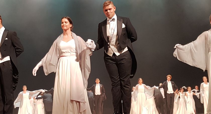 Bal Debiutantów w Teatrze Wielkim