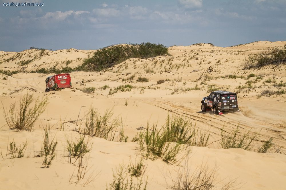 Pierwsza Polka na mecie Silk Way Rally - zdjęcia