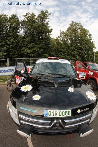 Jak załogi przemieszczają się pomiędzy biwakami Silk Way Rally?