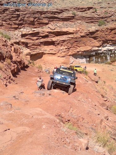 Autotraper w Moab – czyli jak off-roadowcy zdobywali Dziki Zachód