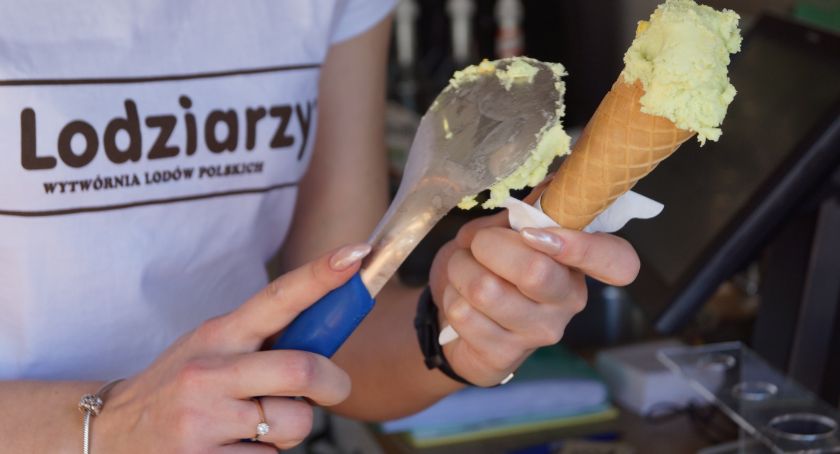 Rozwiązania na czas kryzysu wprowadza Wytwórnia Lodów Prawdziwych ‘U Lodziarzy”