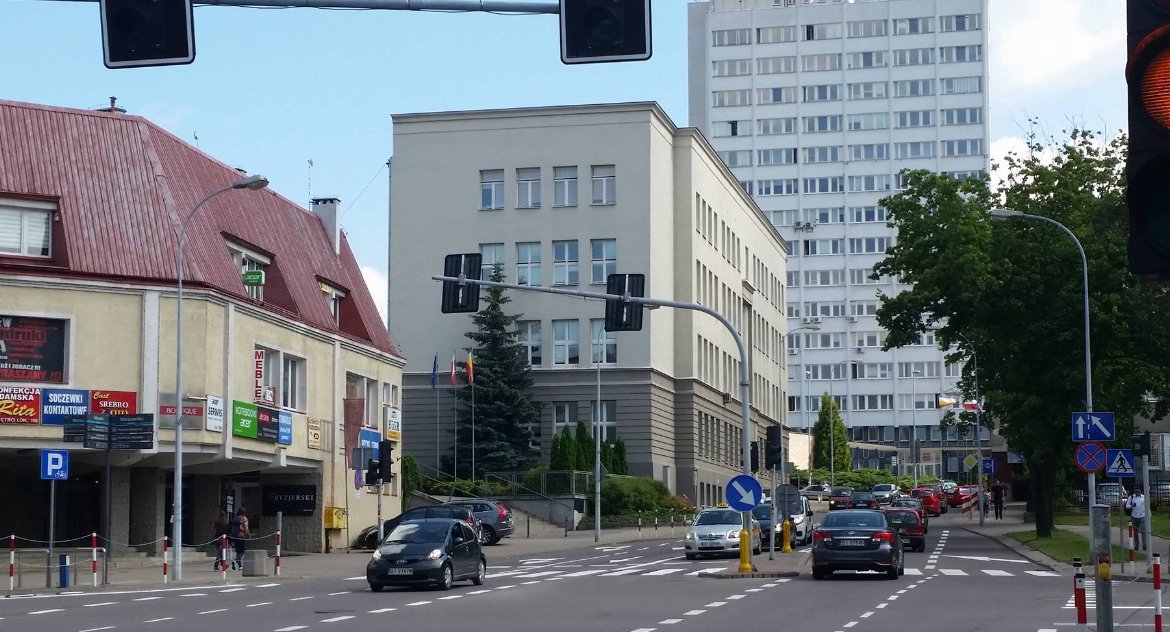 Mimo złej sytuacji budżetowej z kasy miasta pieniądze płynęły na płatne ogłoszenia i listy