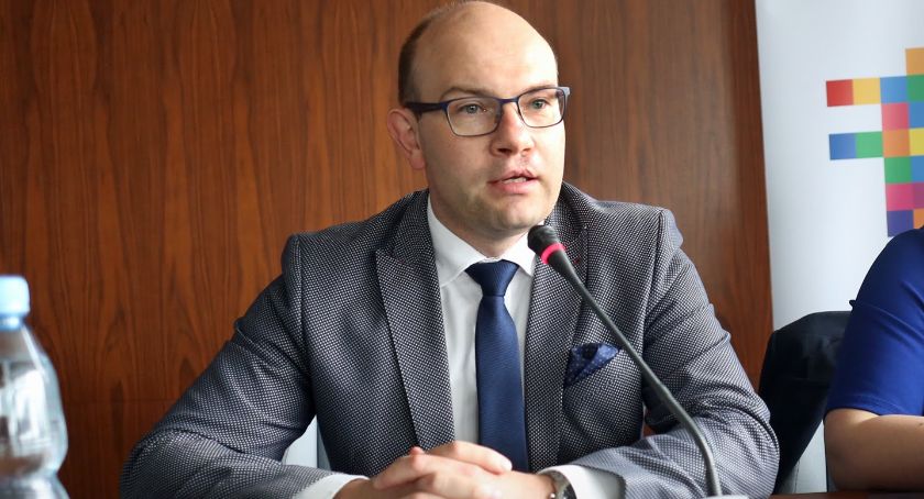 Samorządy odpowiedziały na apel marszałka. Zgłoszono ponad 80 pomysłów