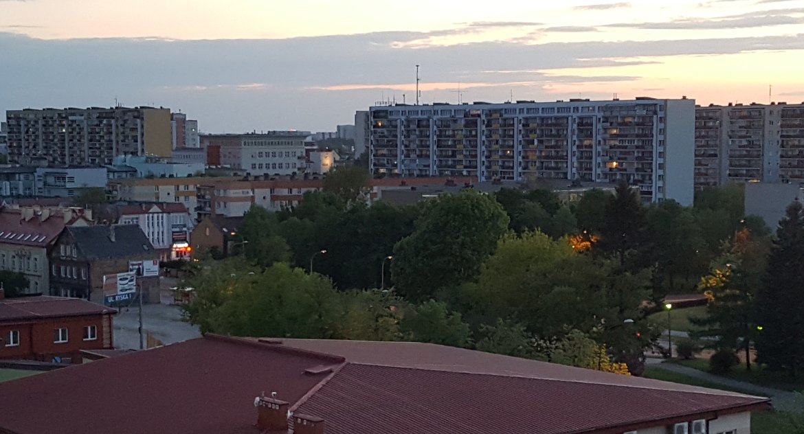 Mieszkańcy skarżą uchwałę w sprawie mieszkań komunalnych. Twierdzą, że złamana została Konstytucja