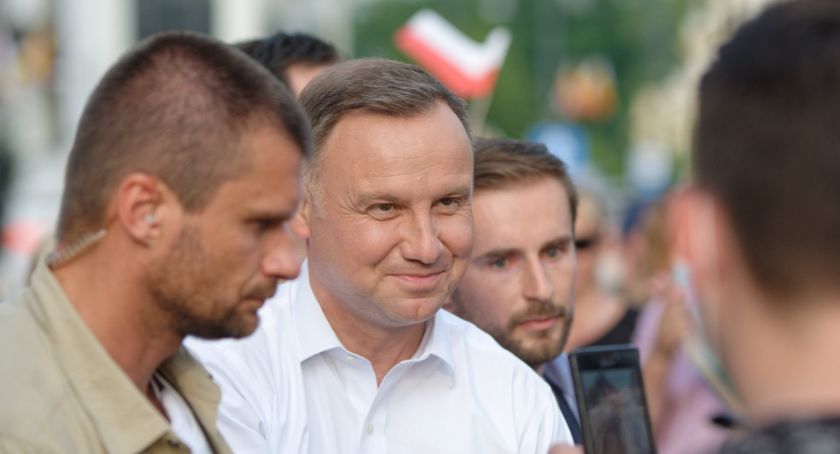 Andrzej Duda wygrywa z Rafałem Trzaskowskim. Ale będzie druga tura wyborów