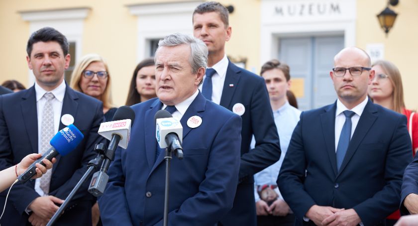 Minister Kultury odwiedził Muzeum Podlaskie. Współprowadzi je od tego roku