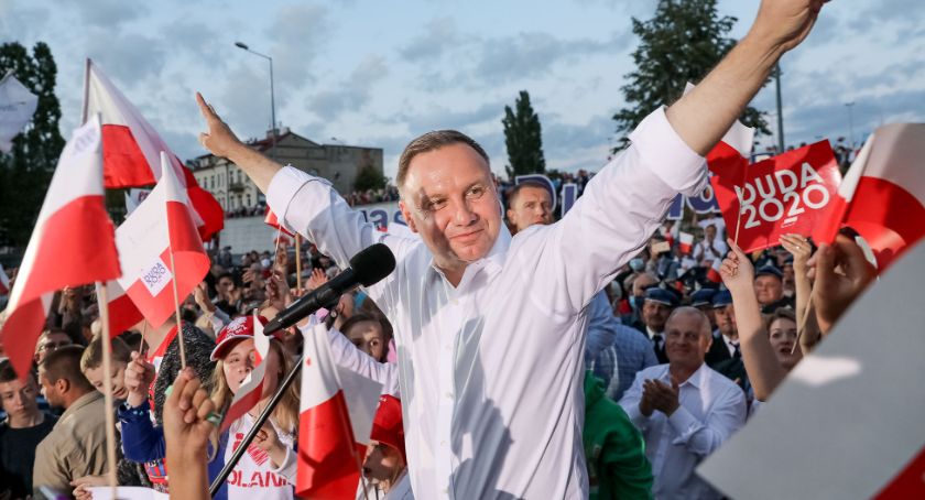 Andrzej Duda deklasuje rywala na Podlasiu – wynika z analiz bukmacherów