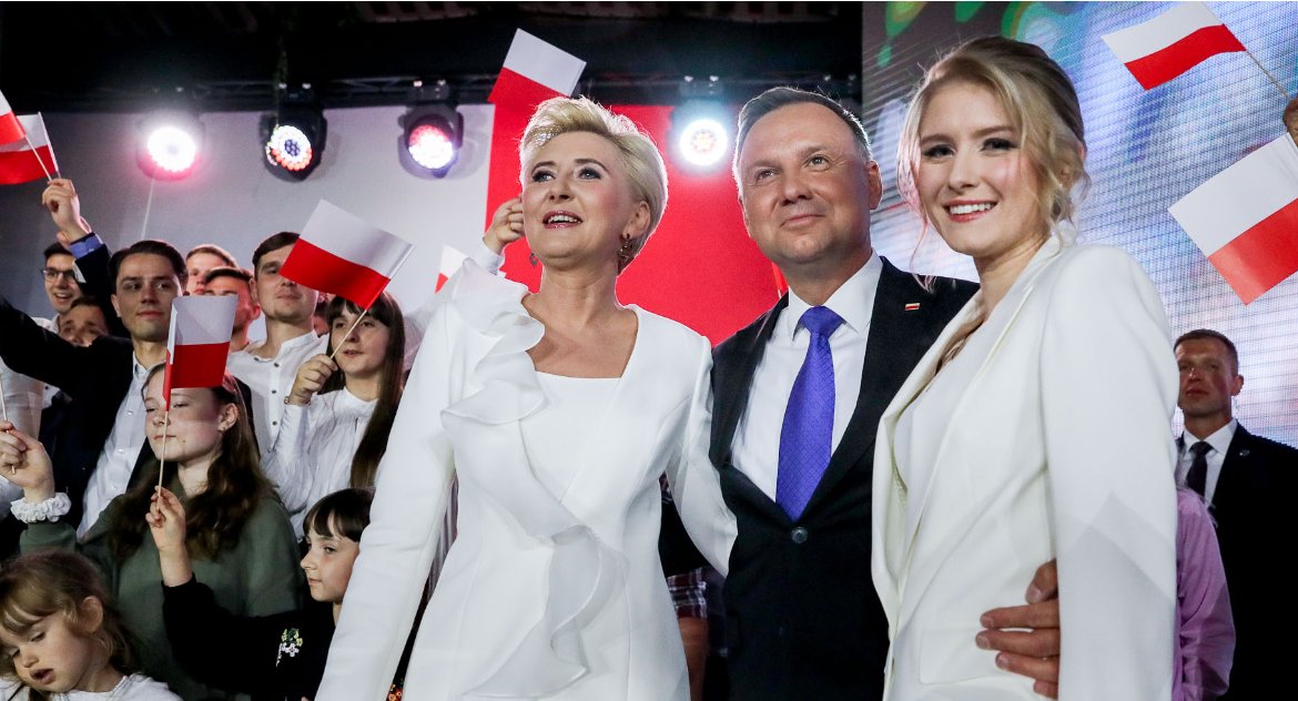 Wybory 2020: niepokój i radość. Napięcie sięga zenitu - politycy komentują