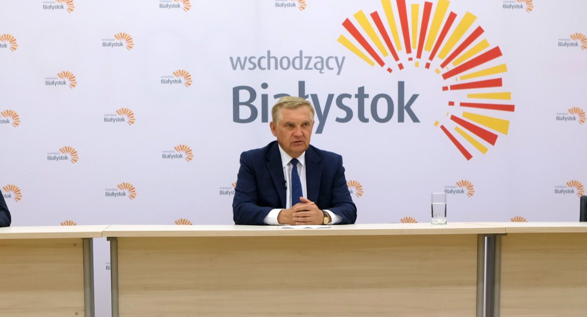 Słowa o potrzebie reformy samorządów wypowiadali bolszewicy w ubeckich katowniach. Tak uważa Tadeusz Truskolaski
