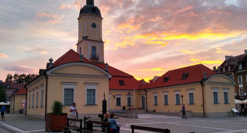 Ratusz można pozwiedzać w okresie wakacyjnym