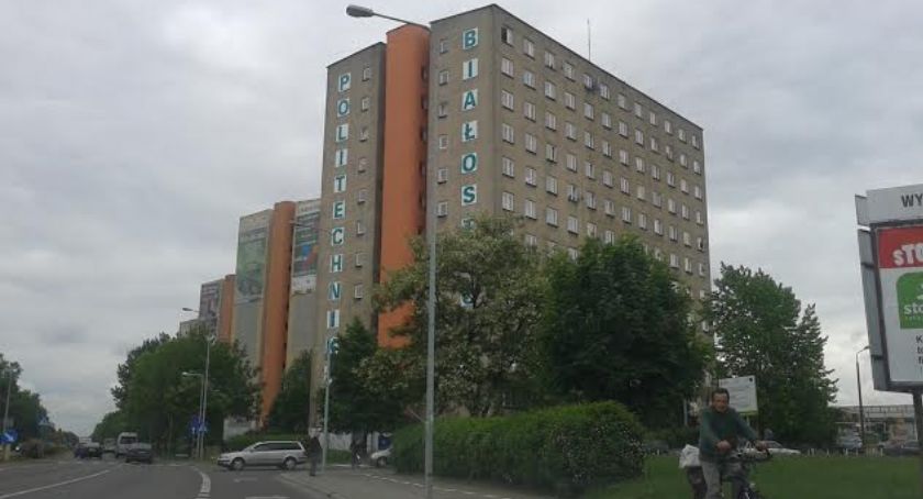 W nowym roku akademickim część zajęć będzie odbywać się wyłącznie zdalnie