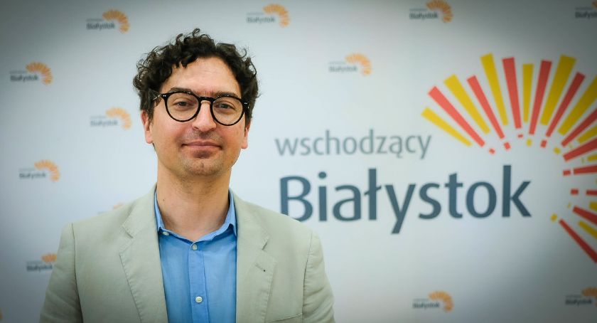 Jacek Malinowski nadal będzie kierował Teatrem Lalek