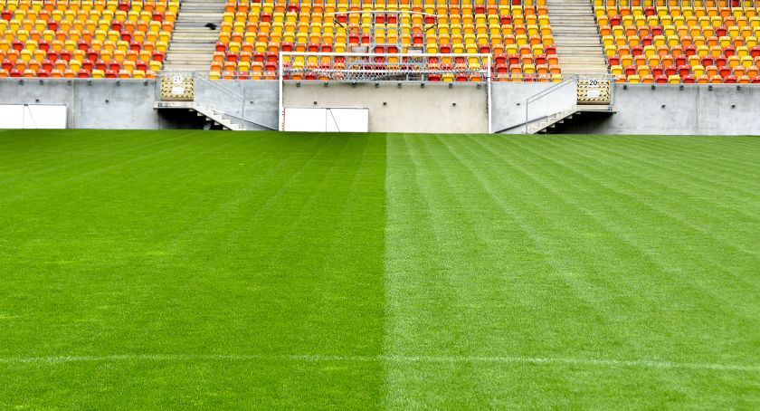 Najlepsza murawa leży na płycie boiska Stadionu Miejskiego w Białymstoku