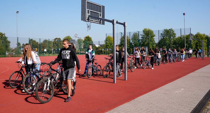 Rowery z Biura Rzeczy Znalezionych trafiły do uczniów