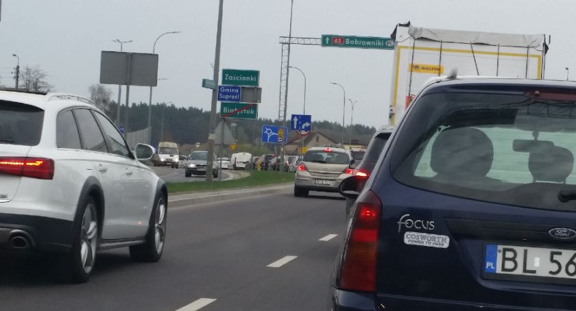 Ceny OC w dobie pandemii stoją w zasadzie w miejscu