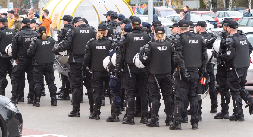 Mundurowi rekrutują. W podlaskiej policji chcą przyjąć na 144 etaty
