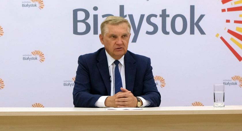 Tadeusz Truskolaski wraz z innymi samorządowcami rozmawiał z ministrem Gowinem