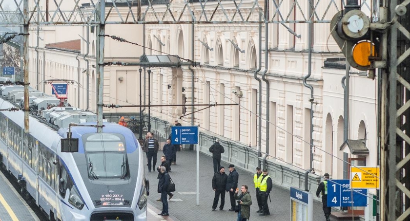 Niektóre budynki dworcowe będą zburzone. Remont rozpocznie się w przyszłym roku