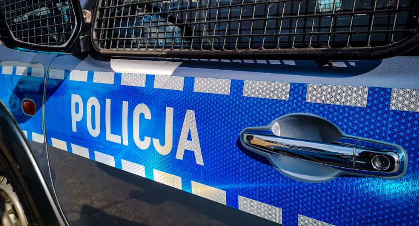 Kryjówka pod łóżkiem to słaba kryjówka. Przekonał się o tym włamywacz