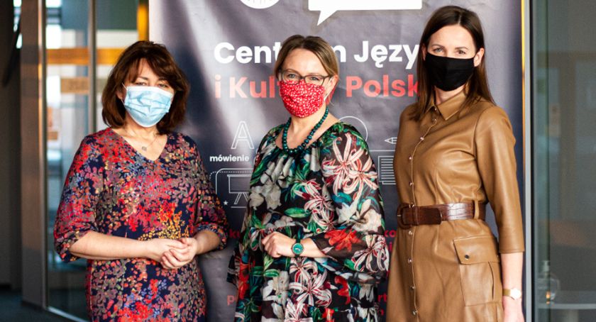 Język polski i polska kultura obecna w Argentynie i w Ekwadorze dzięki nauczycielkom z Politechniki Białostockiej 