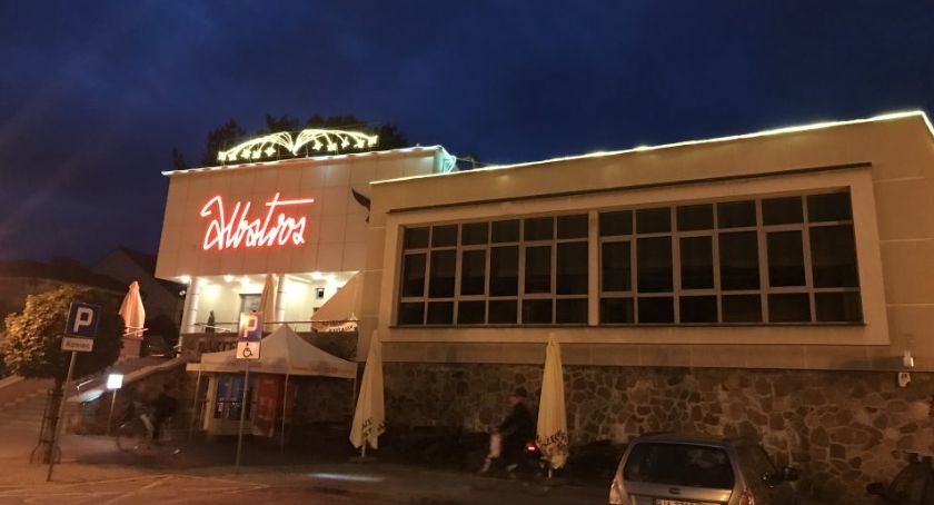 „Albatros” zyskał ochronę szczególną. Neon z Augustowa w Rejestrze Zabytków