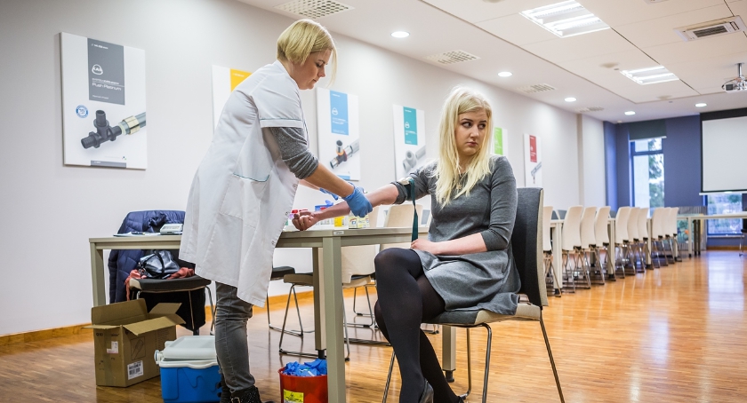 Pracownicy przebadani