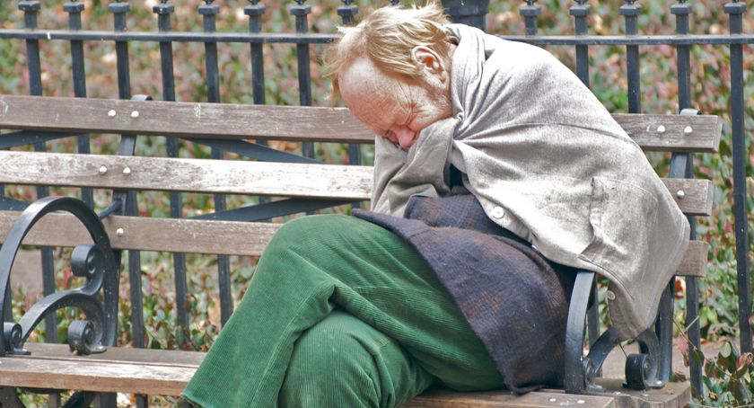 Nie świadczy o nas najlepiej, jako społeczeństwie. Przemoc wobec starszych ludzi stosują głównie bliscy