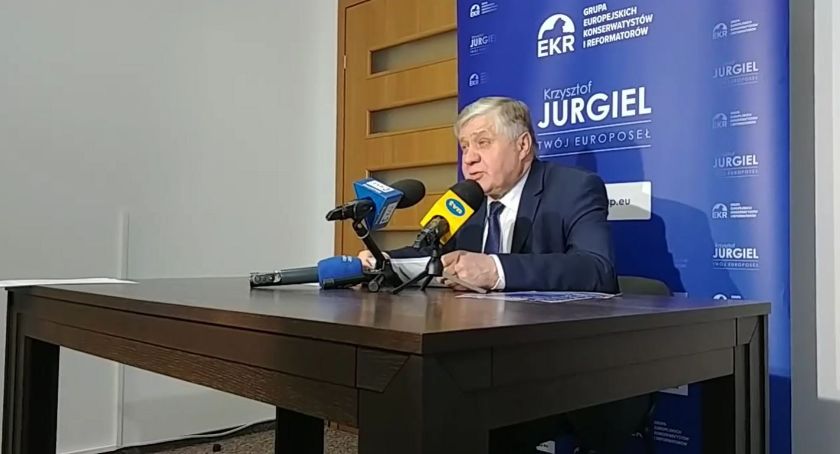 Krzysztof Jurgiel: Mamy problem podwójnej jakości żywności
