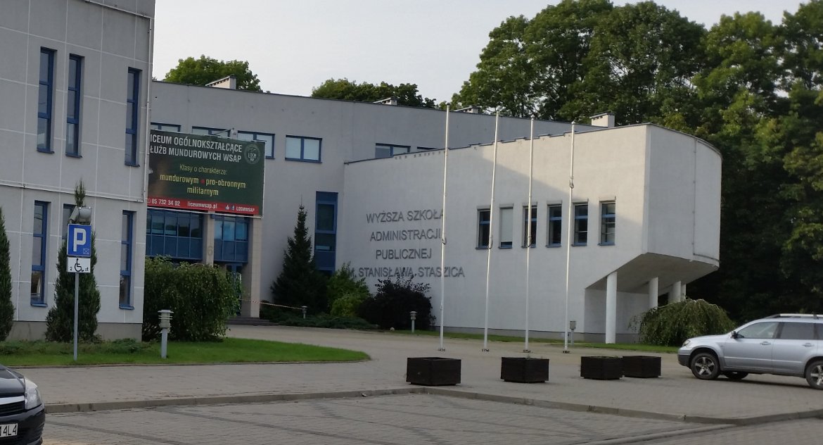 Prezydent nadal chce kupić budynek po WSAP, radni już nie bardzo
