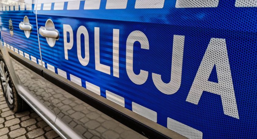 Mężczyzna jeździł pomagając oszustom. Dzięki policjantom na razie od jazdy sobie odpocznie