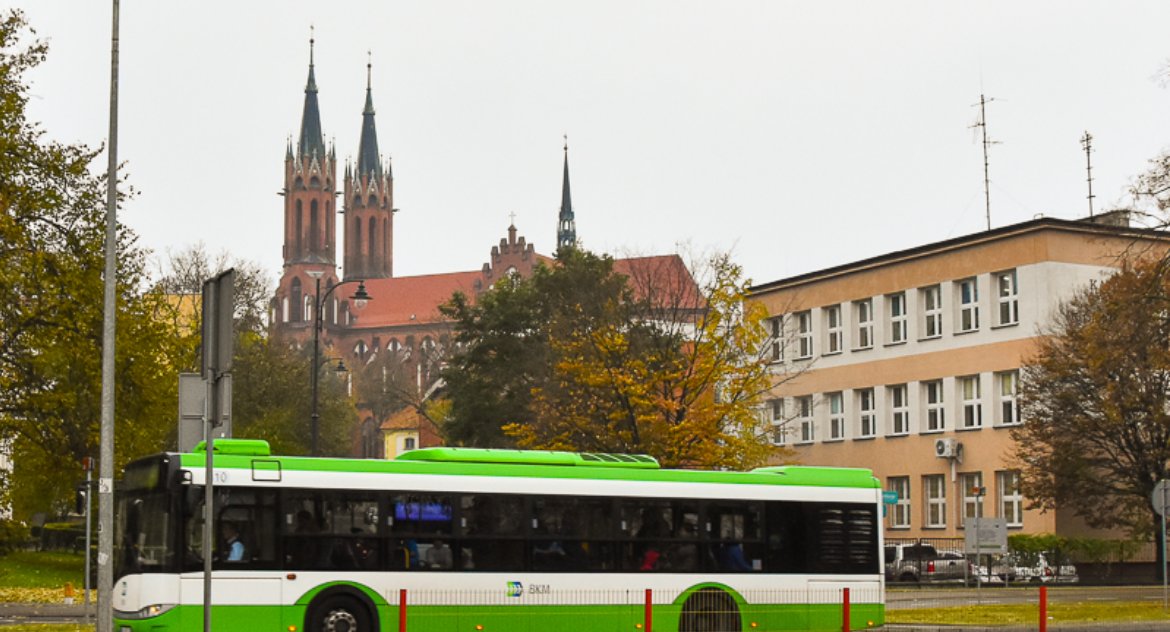 Zachowanie uczennicy pozostawało w sprzeczności z charakterem szkoły. Dlatego została relegowana