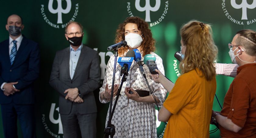 Projekt naukowy z NASK rozpoczęła Politechnika Białostocka
