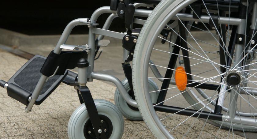W Białymstoku, w Łomży i w Suwałkach będzie ułatwiony dostęp do placówek osobom niepełnosprawnym