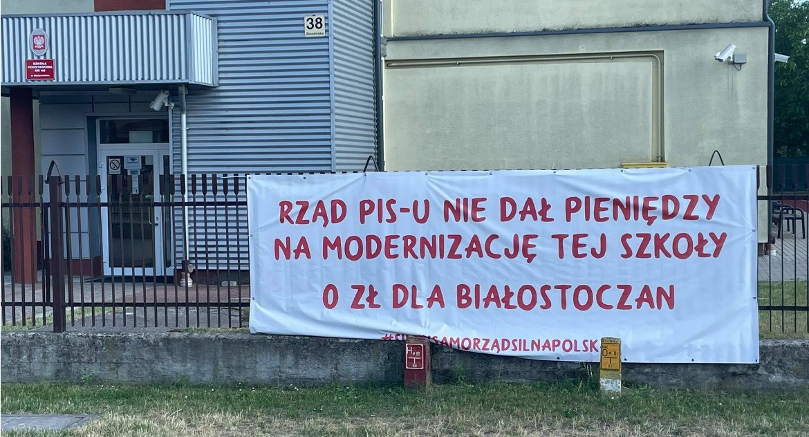Tadeusz Truskolaski wykorzystuje szkoły do agitacji politycznej