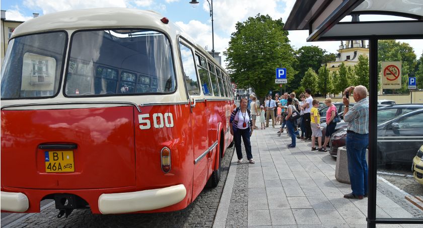 Po Białymstoku od czerwca jeździ zabytkowy „ogórek”