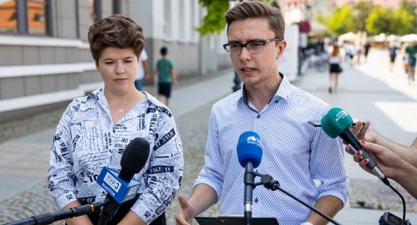 Ściągnij aplikację i zagraj w nową grę miejską