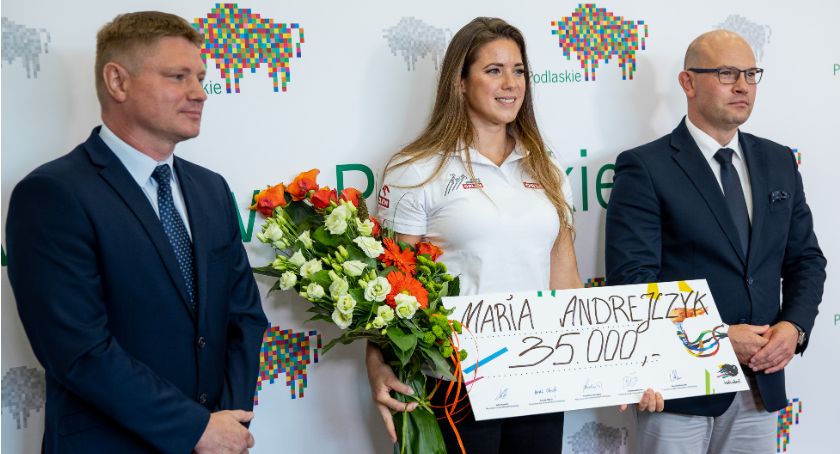Nasza srebrna Maria otrzymała symboliczny czek na kwotę 35 tys. złotych