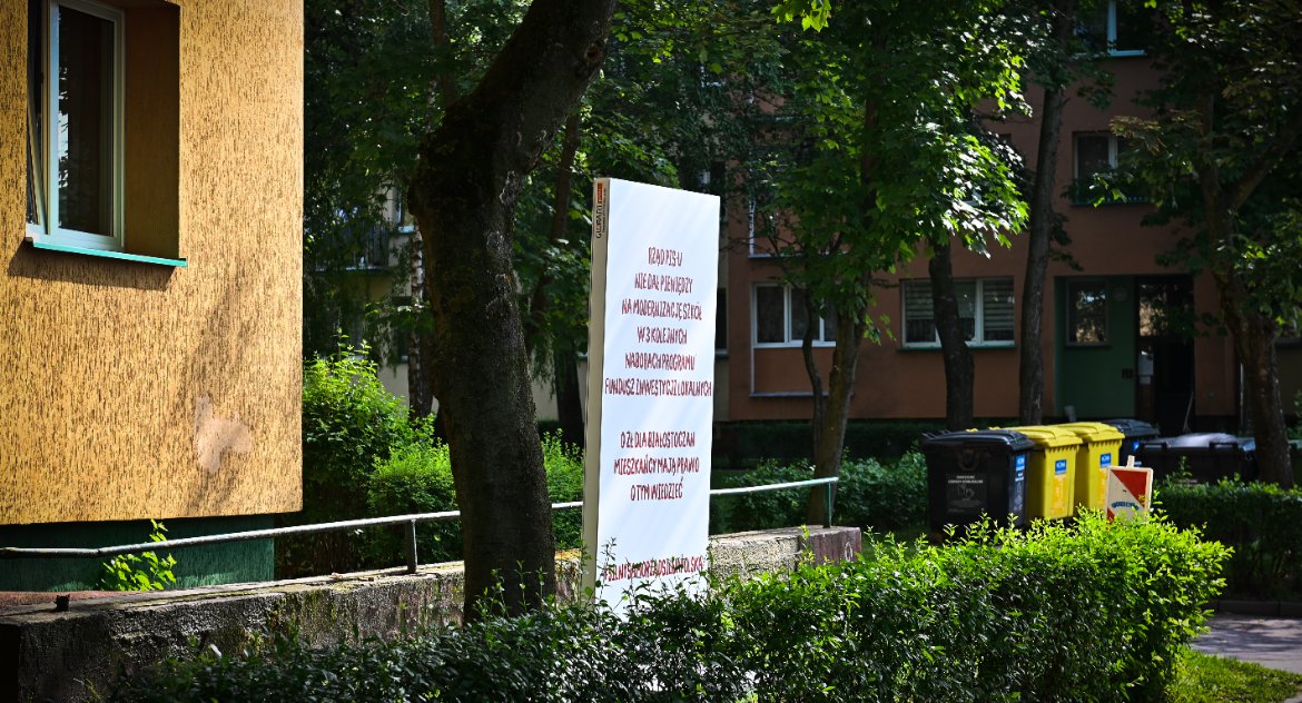 Polityczne banery to „obiektywna informacja”