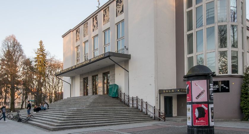 Opinie widzów chce poznać Teatr Dramatyczny