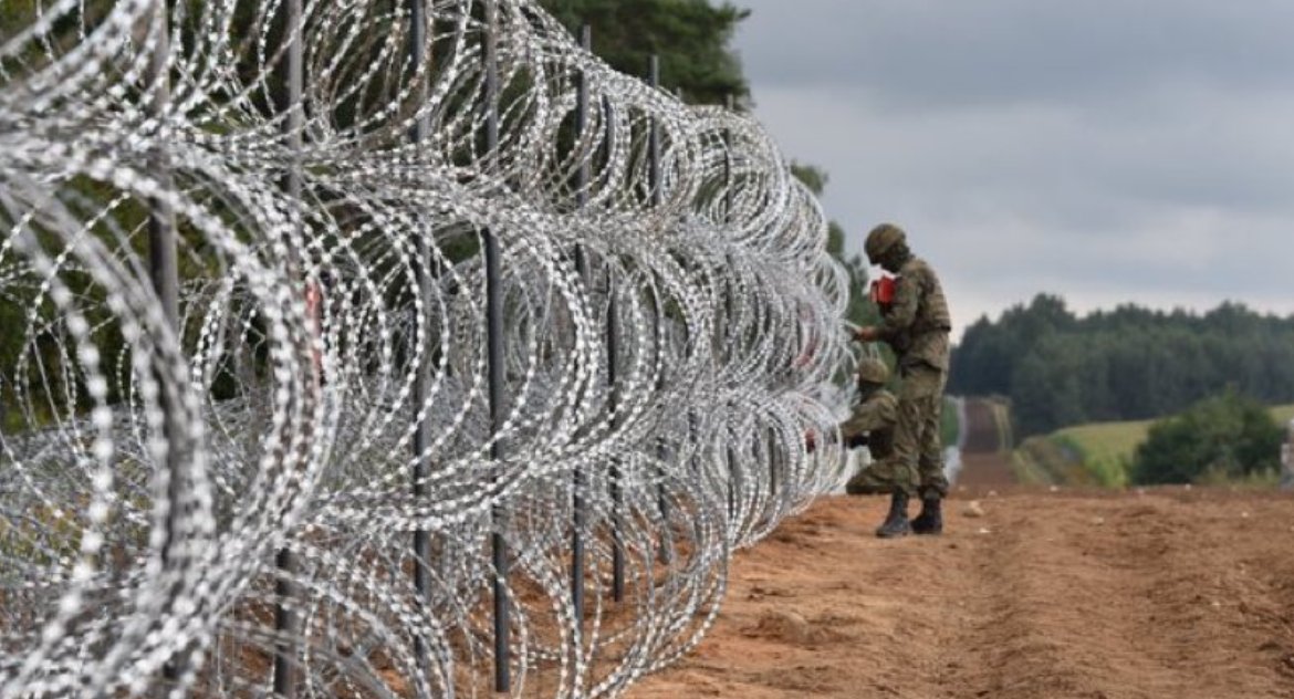 To nie jest kwestia migracji, tylko atak na Polskę. Tak twierdzi Komisja Europejska 