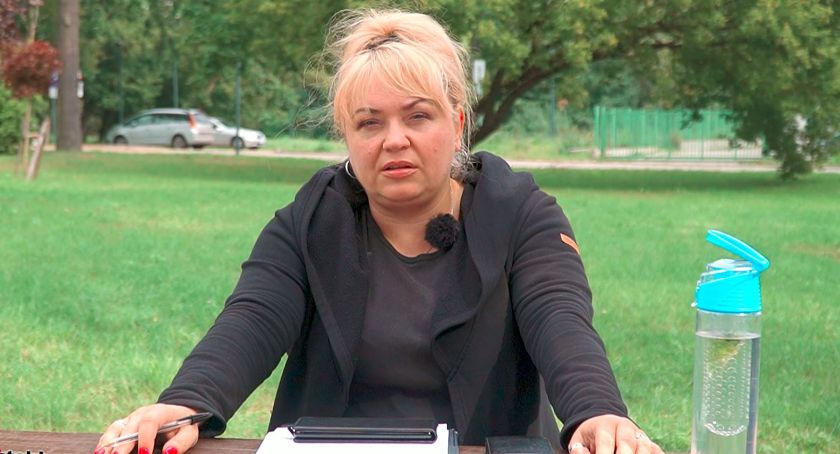 Jak pies nie ma co robić, to jaja liże