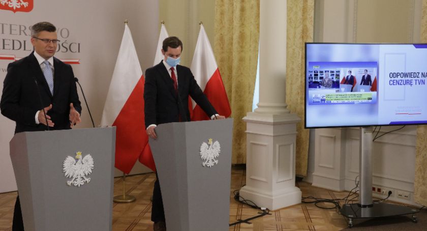 Miały być wolne media, a cenzurują innych