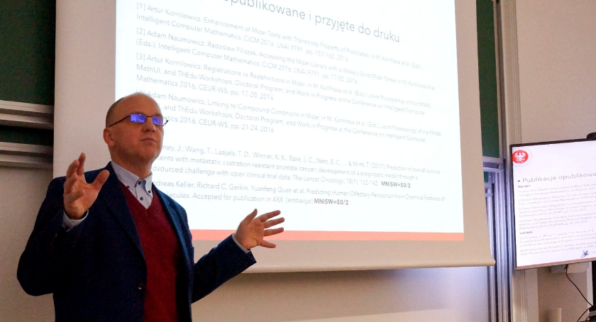 Pierwszy pełny rok działalności Uniwersyteckiego Centrum Obliczeniowego